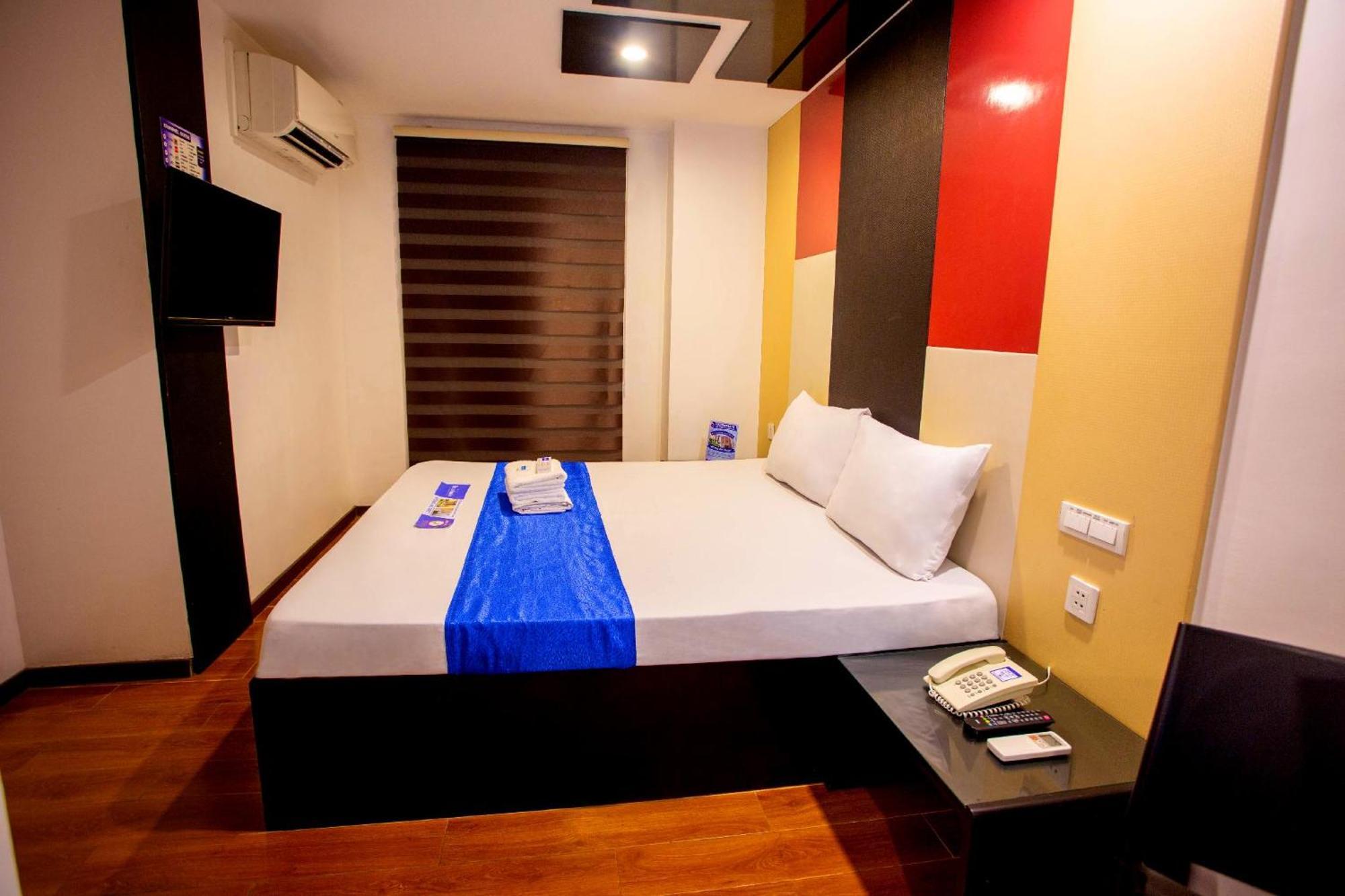 Hotel Dreamworld North Edsa 케손시티 외부 사진